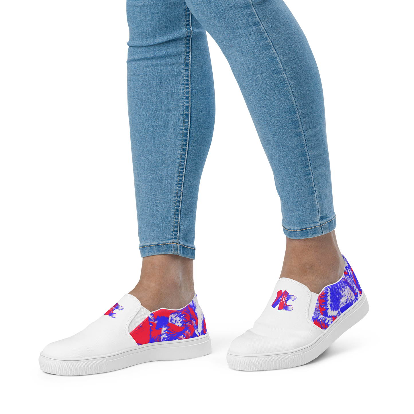 Women’s slip-on canvas shoes